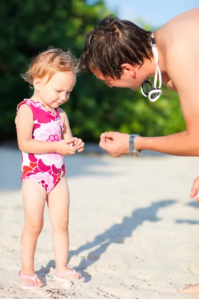 Apa és lánya a nyaralás — Stock Fotó