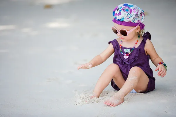 Adorable toddler girl — Stock Photo, Image