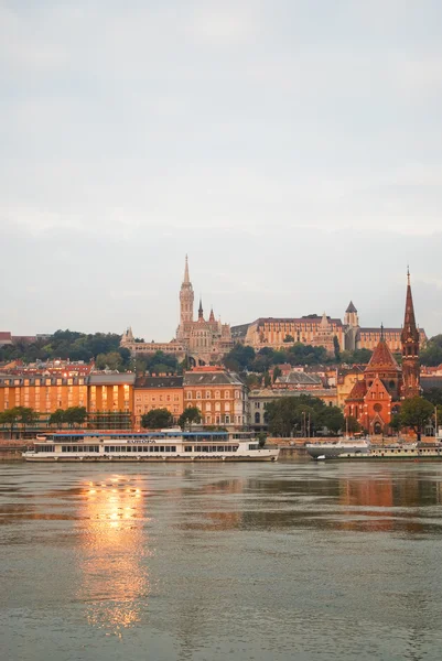 Sabahın erken saatlerinde Budapeşte — Stok fotoğraf