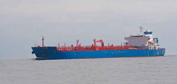 Tanker plující v moři — Stock fotografie