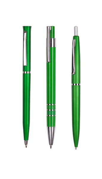 白で隔離される 3 つの緑のペン — ストック写真