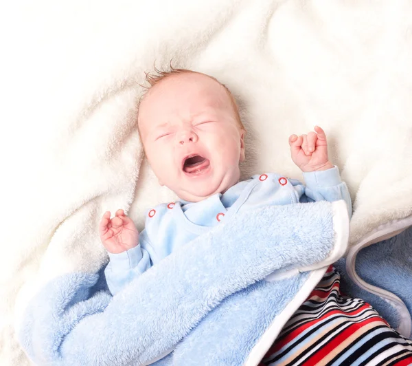 初生婴儿在哭 — 图库照片