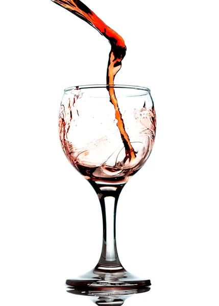 Kırmızı Şarap Dökme Cam Beyaz Bitti Izole — Stok fotoğraf