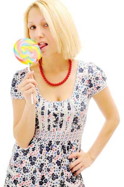 Attraktiva Blondin Slickar Lollipop — Stockfoto