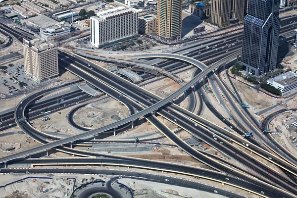 Транспортная развязка в Дубае . — стоковое фото