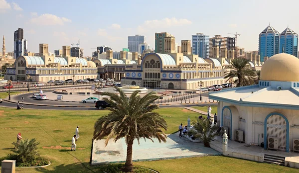 Σύγχρονη Πόλη Της Sharjah Ηνωμένα Αραβικά Εμιράτα — Φωτογραφία Αρχείου