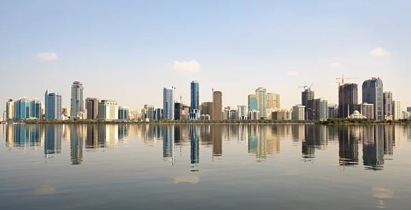 Rascacielos Sharjah Khalid Lagoon Uae — Foto de Stock
