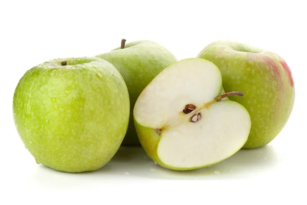 Dojrzałe Trzy Pół Zielone Jabłka Białym Tle — Zdjęcie stockowe