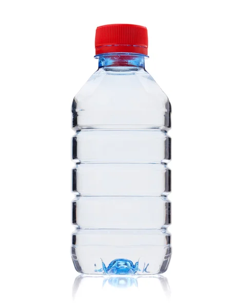 Água com gás pequena garrafa — Fotografia de Stock