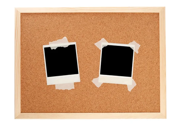 コルク ボード上の黒のインスタント写真 — ストック写真