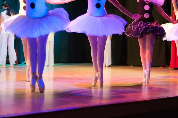 Klasszikus balett-táncosok 스톡 사진
