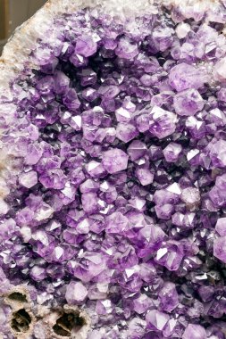 Amethyst crystals clipart