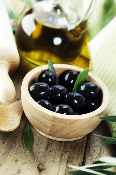 Oliwki i oliwa z oliwek — Zdjęcie stockowe