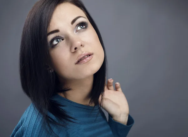 Young Woman Turquoise Sweater Studio Close Fashion Portrait — ストック写真