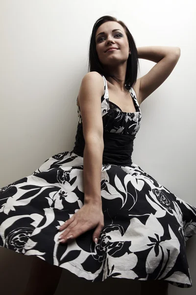 Studio Photo Beautiful Emotional Brunette Classic Dress — Stock Photo, Image
