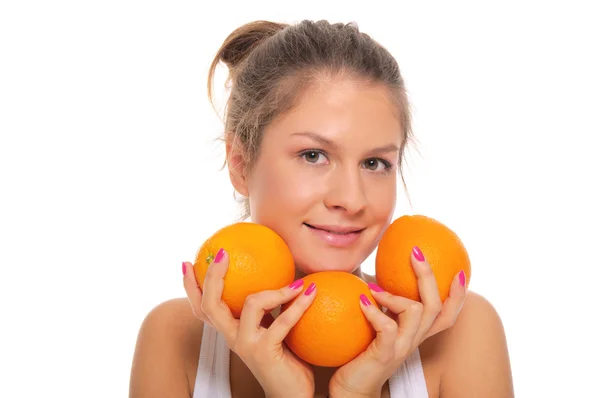 Schöne Lächelnde Frau Mit Orangen Isoliert Weiß — Stockfoto