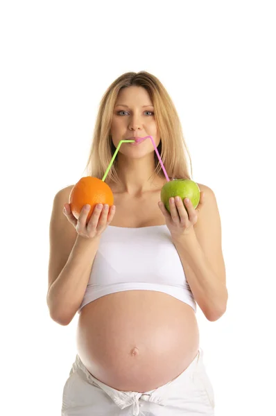 Έγκυος Γυναίκα Που Πίνει Χυμό Από Μήλα Και Πορτοκάλια Που — Φωτογραφία Αρχείου