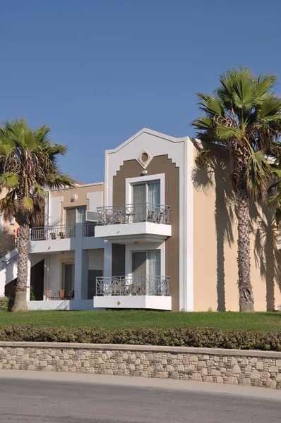 Pálmafák Görögország Tengerre Néző Gyönyörű Szálloda Villa — Stock Fotó