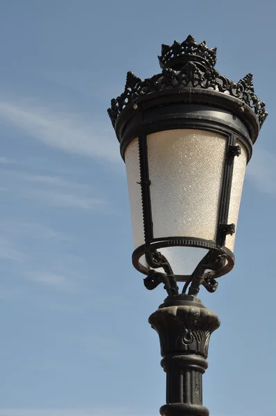 Utcai lámpaoszlop — Stock Fotó