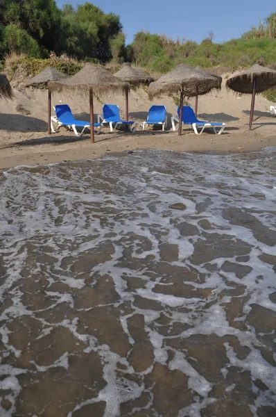 Чудовий Пляж Подання Коста Дель Соль Марбелья Парасольками Кріслами Іспанія — стокове фото