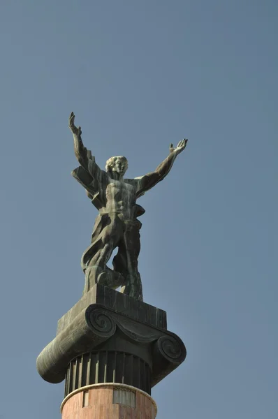 Victory statue in Puerto Banus — Stock Photo, Image