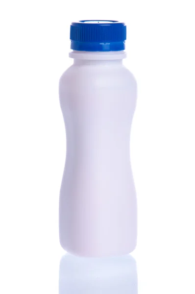 Бутылка йогурта — стоковое фото