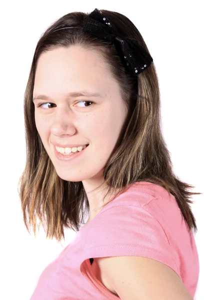 Hübsches sechzehnjähriges Mädchen lächelt — Stockfoto