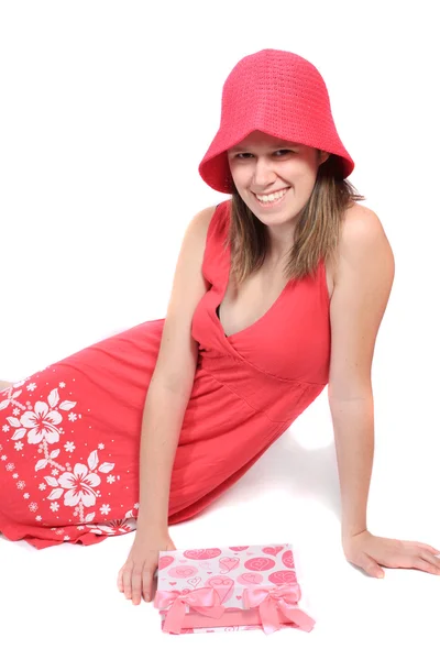 Leuke tiener in een jurk van de kleur maagdenpalm — Stockfoto