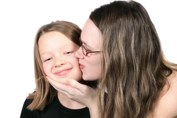 Tini lány arcát csók — Stock Fotó