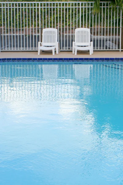 Deck de piscina — Fotografia de Stock