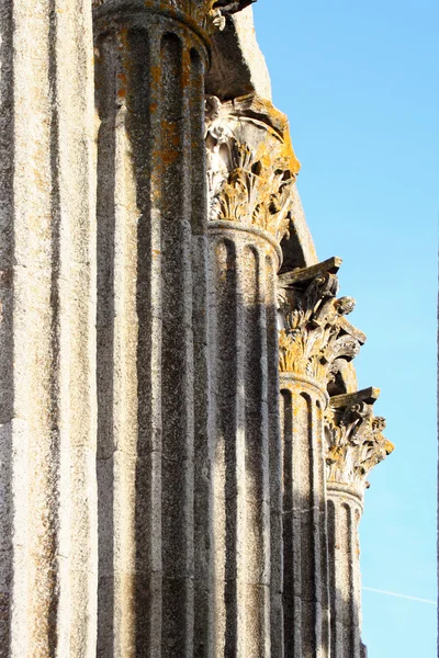 Temple pillars — Stock Photo, Image
