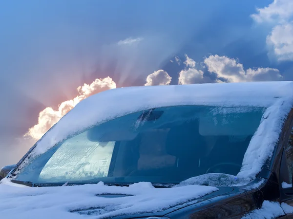 Auto sklo obloha — Stock fotografie