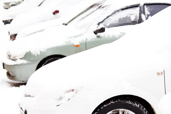 Samochód Śniegu Koło — Zdjęcie stockowe