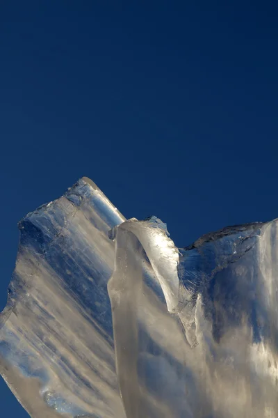 Buz Brandası Blok Gökyüzü — Stok fotoğraf