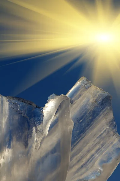 氷の太陽のブロックの空 — ストック写真