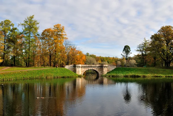 Parco autunnale in Gatchina — Foto Stock
