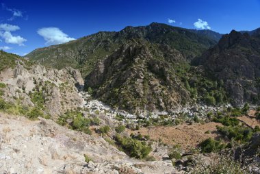 dağlar ve vadiler corsica