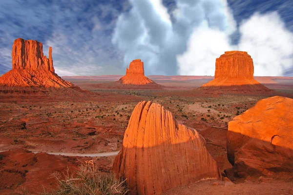 Monument Valley al atardecer — Foto de Stock