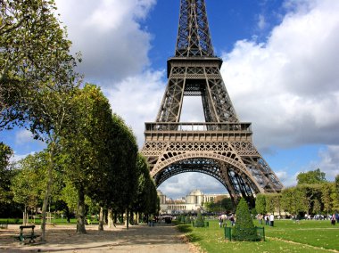 Paris, Fransa 'daki Eyfel Kulesi manzarası