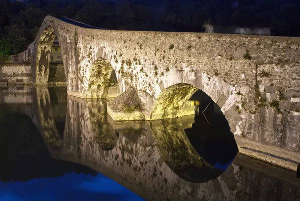 Colores Reflexiones Del Puente Los Demonios Noche Italia —  Fotos de Stock