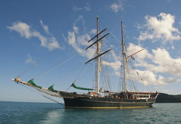 Het schip in de archipel whitsundays — Stockfoto