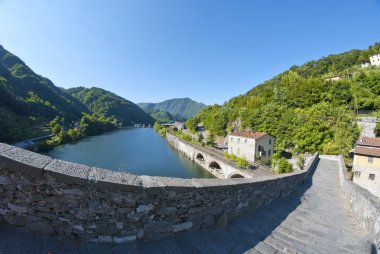 Devils bridge balıkgözü görünümü, lucca