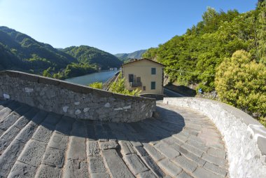 Devils bridge balıkgözü görünümü, lucca