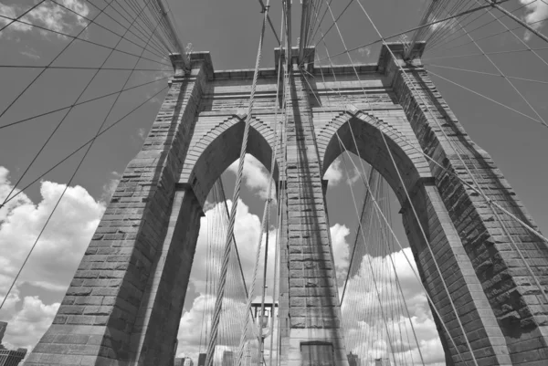 Arquitectura del puente de Brooklyn —  Fotos de Stock