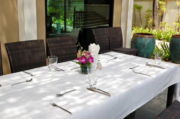 Table set at the outdoor restaurant, Phuket, Thailand — Stock Photo, Image