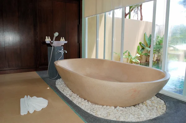 Koupelna na luxusní vila, phuket, Thajsko — Stock fotografie
