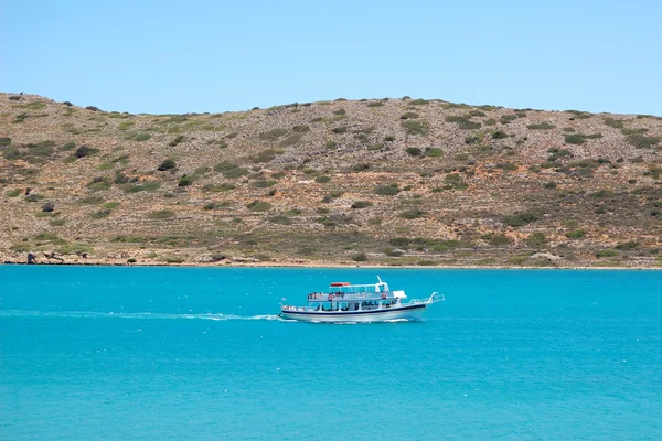Rekreační člun s turisty, Kréta, Řecko — Stock fotografie
