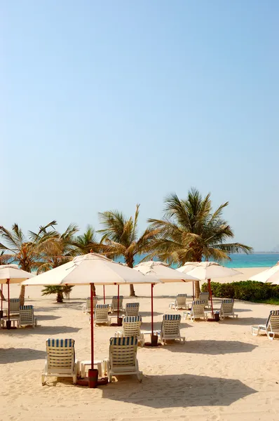 Beach of the luxury hotel, Dubai, UAE — Stock Photo, Image