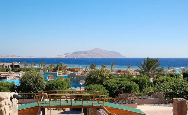 Spiaggia di hotel di lusso, Sharm el Sheikh, Egitto — Foto Stock