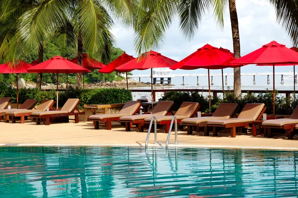 Pool på luksushotellet, Phuket, Thailand - Stock-foto